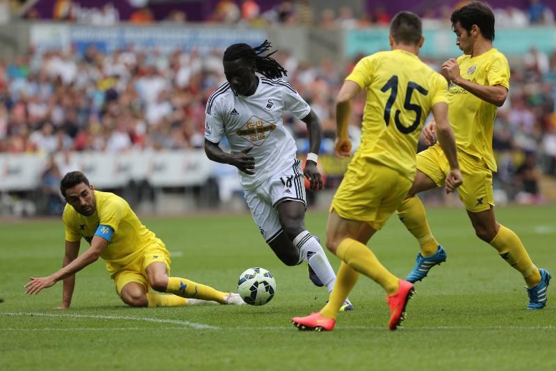 Parte de las acciones del duelo entre Swansea y el Villarreal
