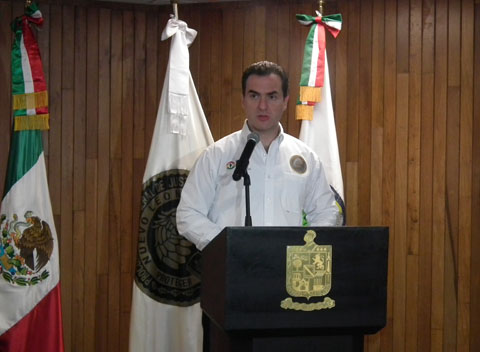 De la Garza dijo que los ciudadanos deberán catalogar si fue legal o no que el alcalde de SP fuera el primero en derribar parte de la torre. 