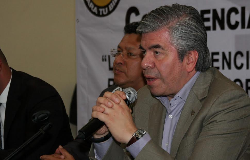 Raúl Flores destacó la importancia de la capacitación entre los militantes 