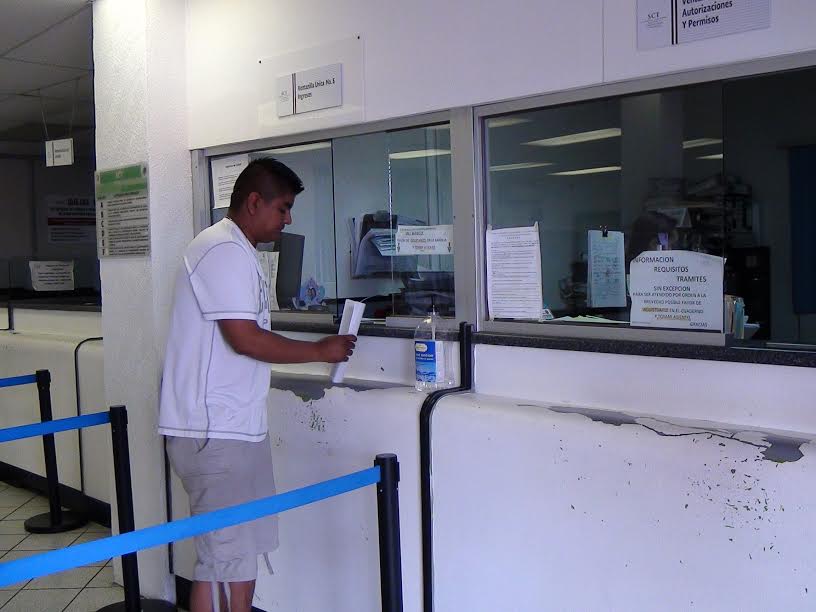 SCT sin fecha de plásticos para impresión de licencia en Nuevo Laredo