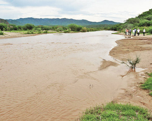En los primeros 80 kilómteros se detectó la presencia de metales no aptos para el consumo humano. 