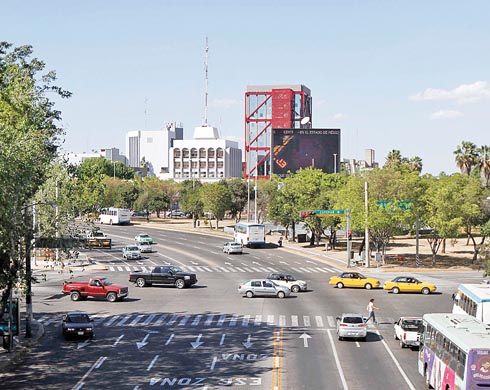El túnel que irá por debajo de La Glorieta de la Normal tendrá un costo de 4,656 millones de pesos. 