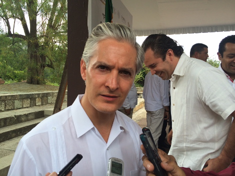 El titular de Banobras, Alfredo del Mazo. 