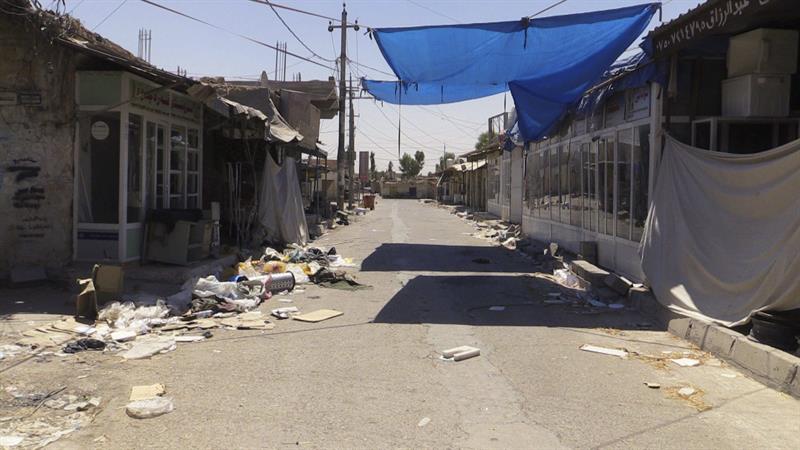 Las calles de Majmur están vacías, haciendo de Majmur una ciudad casi desértica, llena de edificios quemados