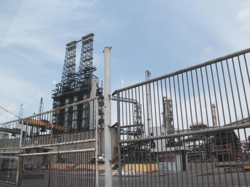 El centro refinador ha violado medidas de seguridad, las cuales no ha solventado económicamente.