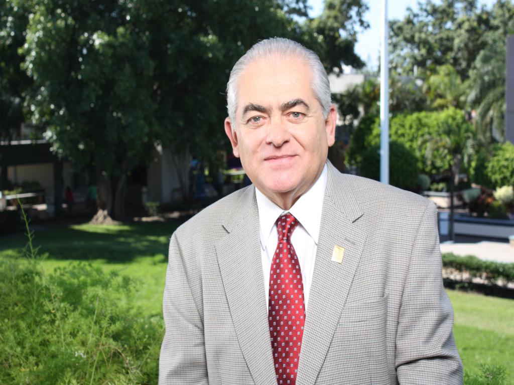David Gómez Fuentes, rector.