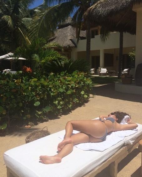 Kim Kardashian disfrutó del sol en Punta Mita.