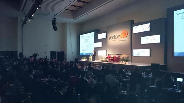 Ponencia de Rodolfo Navarrete, director de análisis de Vector, casa de bolsa.