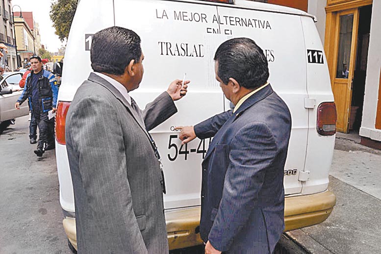 Vehículo que utilizaron los delincuentes.