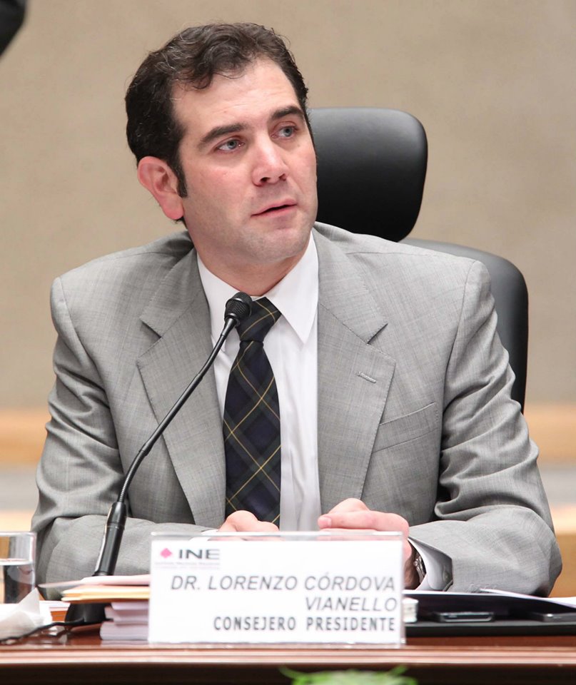 Lorenzo Córdova, consejero presiente del INE.