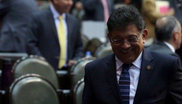 El guanajuatense Agustín Miguel Alonso Raya será el nuevo coordinador general de la bancada de los diputados del PRD en sustitución de Silvano Aureole