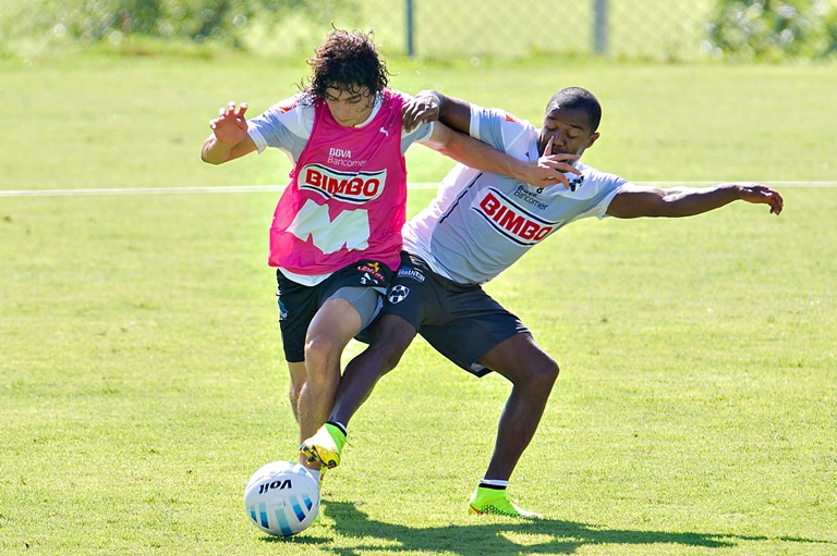 Rayados quiere ser líder 