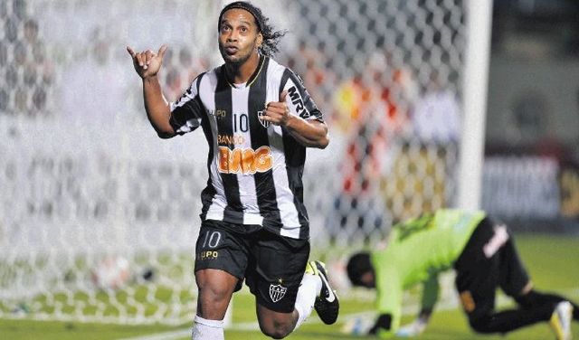 Ronaldinho, enganche brasileño