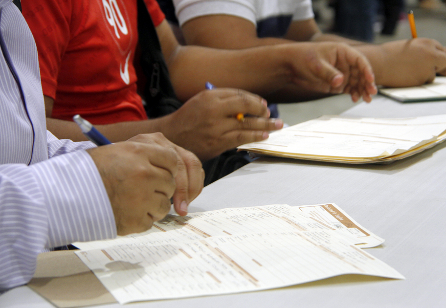 En internet deben verificarse la veracidad de la página.