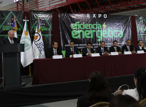 La Expo Eficiencia Energética se encuentra en Cintermex. 