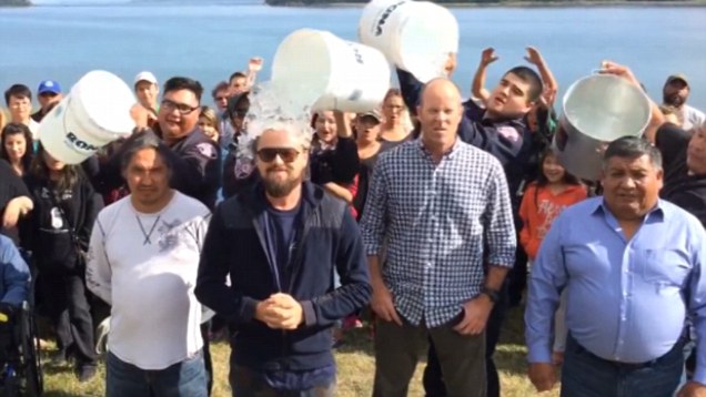 Leonardo DiCaprio le da una vuelta de tuerca al 'Ice Bucket Challenge' 