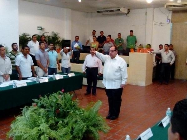 El general Brigadier Marcos Esteban Juárez Escalera rinde protesta como nuevo titular de la SSP Acapulco