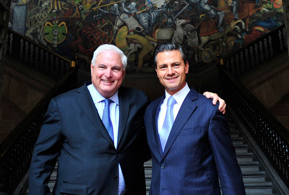 En marzo, el presidente Peña Nieto firmó un tratado de libre comercio con el presidente de Panamá, Ricardo Martinelli.