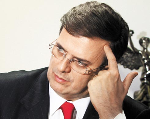 Marcelo Ebrard.