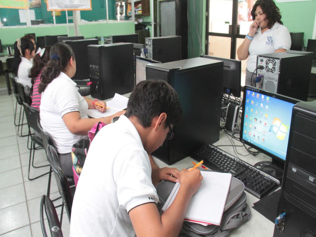 Los jóvenes que incuban piensan en la protección de los productos cuando los van a sacar al mercado.