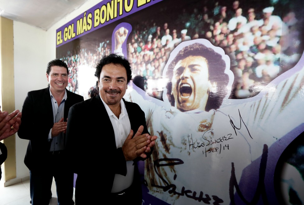 Hugo Sánchez señaló que Chicharito Hernández "subió escalones" al llegar al Madrid
