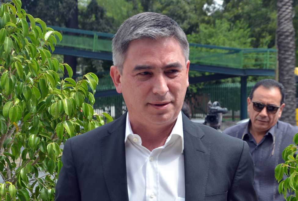 El dirigente del PRI Aldo Fasci también arribó a las capillas, para darle el último adiós