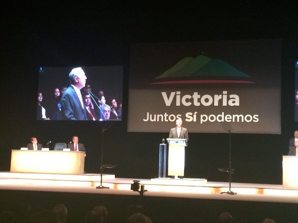 El alcalde Alejandro Etienne rindió su primer informe de labores.