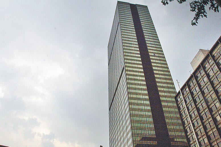 Es prematuro predecir efectos de la reforma a largo plazo, señala Pemex.