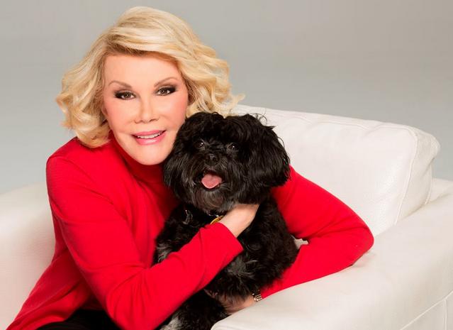 Joan Rivers enamoro con su humor y estilo. 