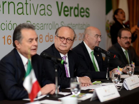 El titular de Energía, Pedro Joaquín Coldwell, aseguró que México requiere  transitar a las energías renovables, por lo que Alternativas Verdes aporta