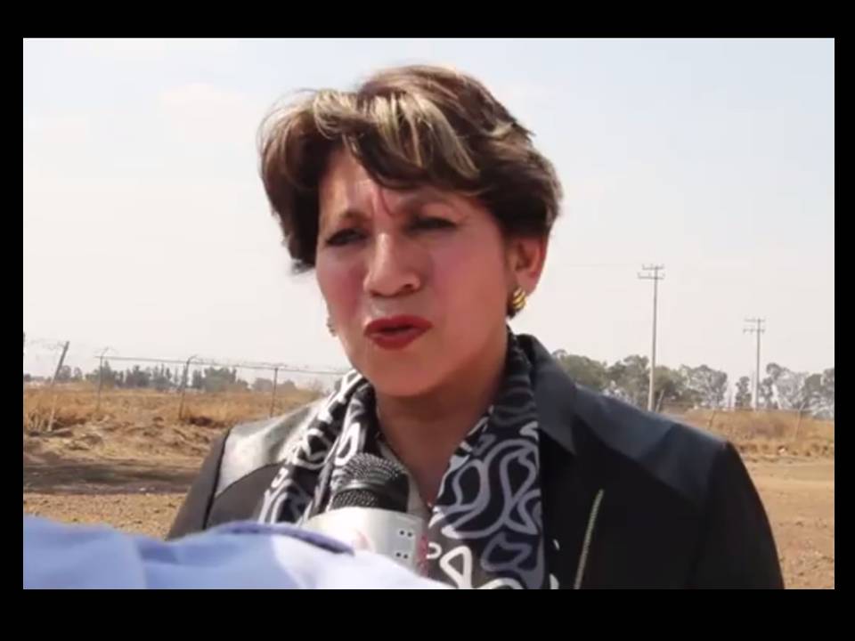 La alcaldesa señaló que le preocupa el impacto ambiental del aeropuerto en su municipio.