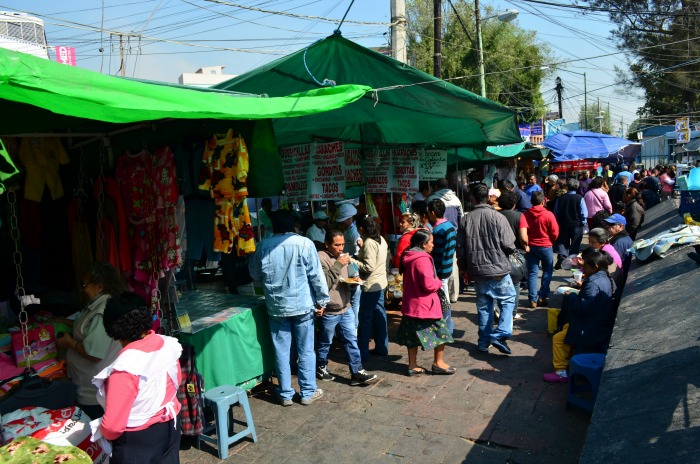 En México hay 28.6 millones de personas que trabajan en la informalidad.