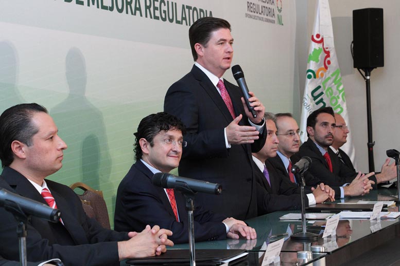 El gobernador Rodrigo Medina encabezó el evento.