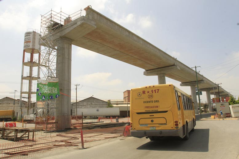 Proyectos como la Línea 3 del Metro, a la espera de apoyos.