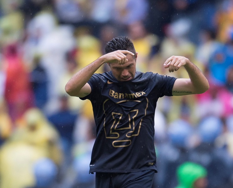 Dante López, en el juego contra el América