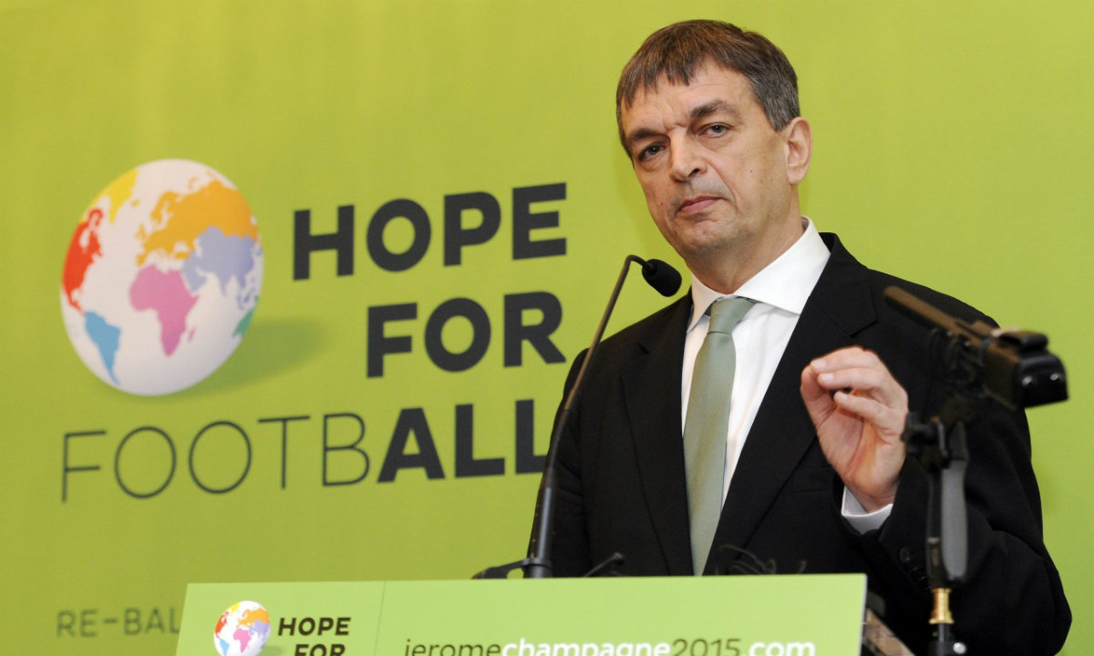 Jerome Champagne se postula a presidencia de la FIFA