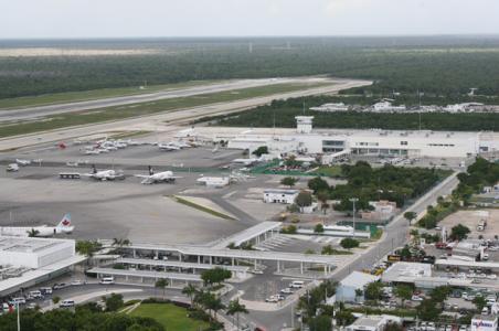 Líneas aéreas suspenderán vuelos en los aeropuertos de Los Cabos y La Paz