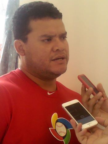 “Torito” Fernando Valenzuela Junior, se mostró contento de pertenecer al equipo en el que hace dos décadas debutara su papá. 