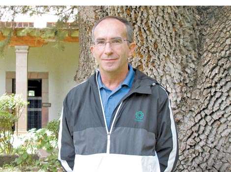 El proyecto lo encabeza John Délano Frier,  especialista del Departamento de Biotecnología y Bioquímica.