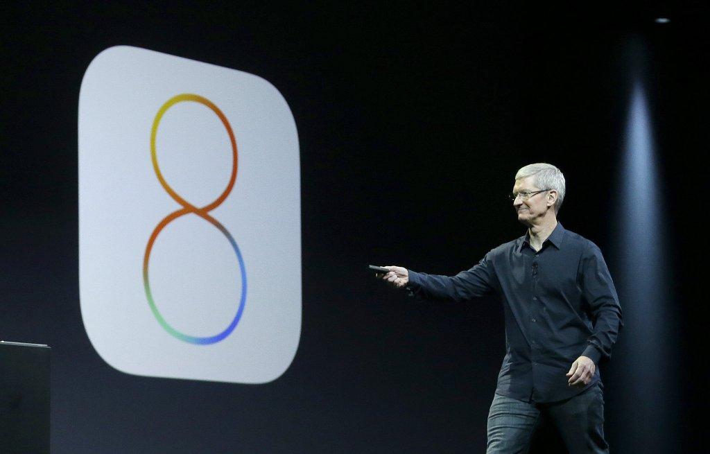 Tim Cook en la presentación de iOS 8 en la WWDC