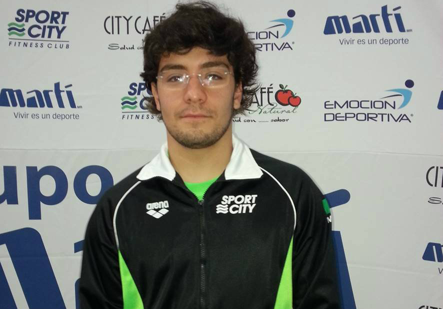 Andrés Huacuja cruzó el Canal de la Mancha