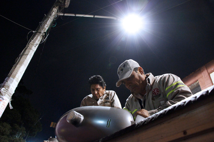 Se colocarán cinco mil luminarias en 17 colonias