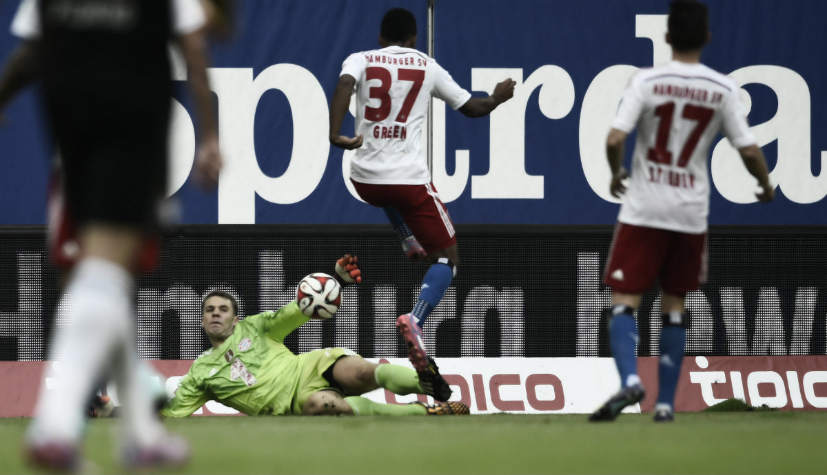 Neuer, portero del Bayern Múnich durante el duelo ante el Hamburgo  