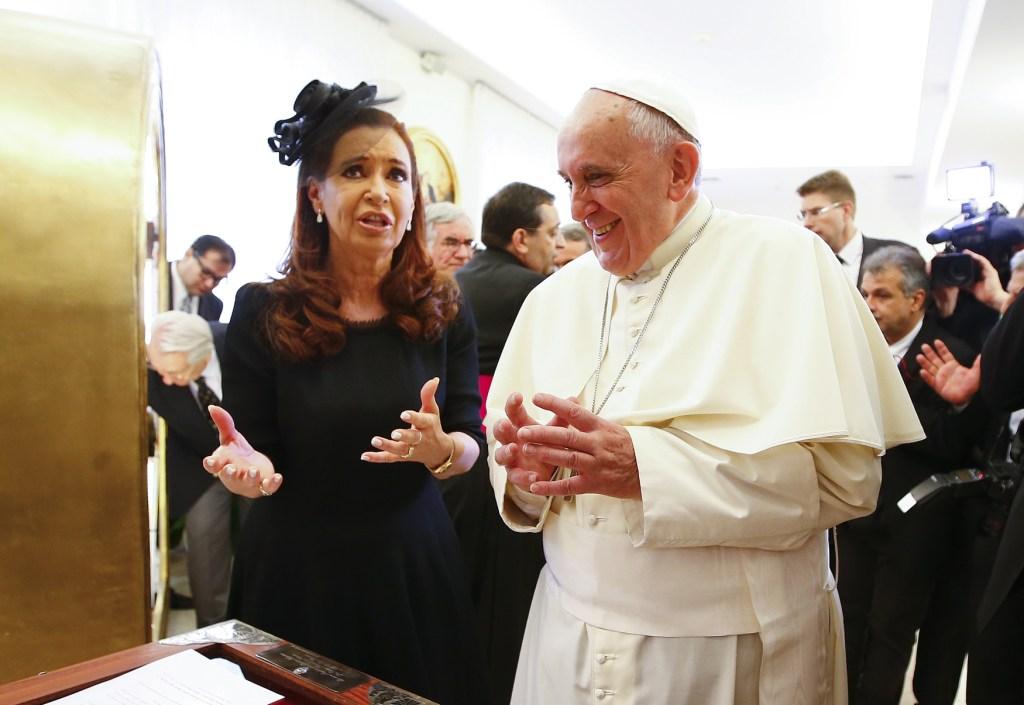 El papa Francisco con la presidenta argentina Cristina Fernández.