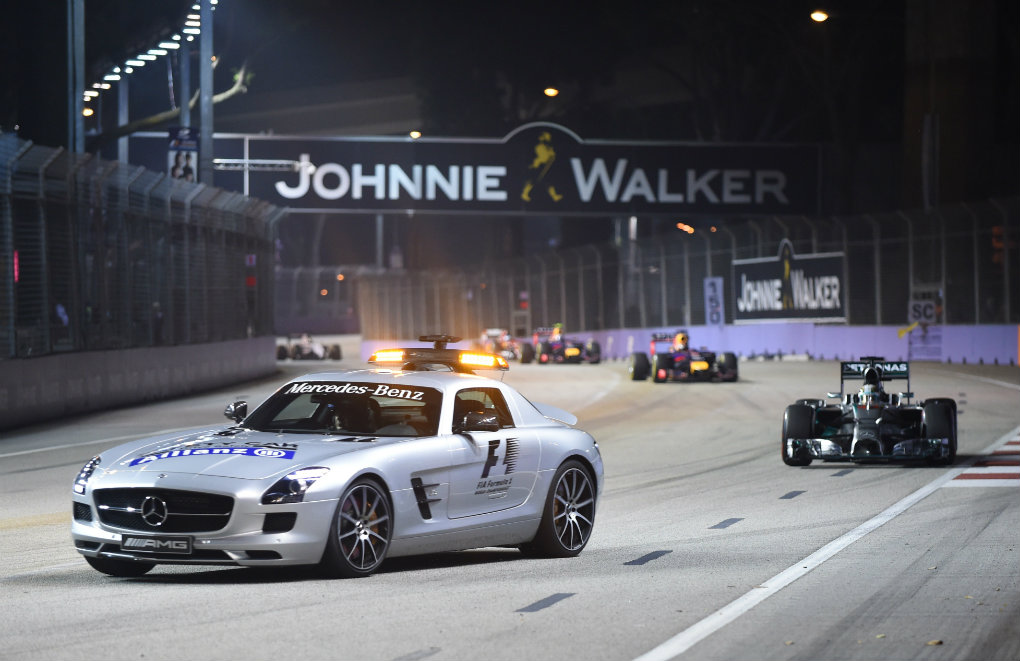 Lewis Hamilton se lleva el GP de Singapur