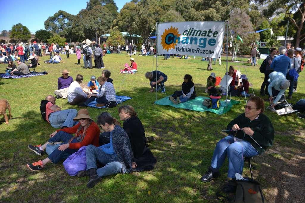 Reunión en un parque en Sydney como parte de una protesta global contra el cambio climático.
