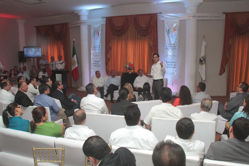 El evento se realizó en salón Mediterraneo al norte de la urbe petrolera.