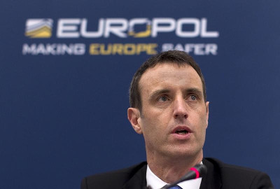 Rob Wainwright, director de la Oficina Europea de Policía (Europol), anunció la detención de más de mil personas en un operativo contra el crimen orga