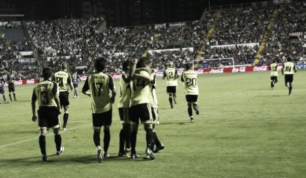 El Real Zaragoza celebra su permanencia 