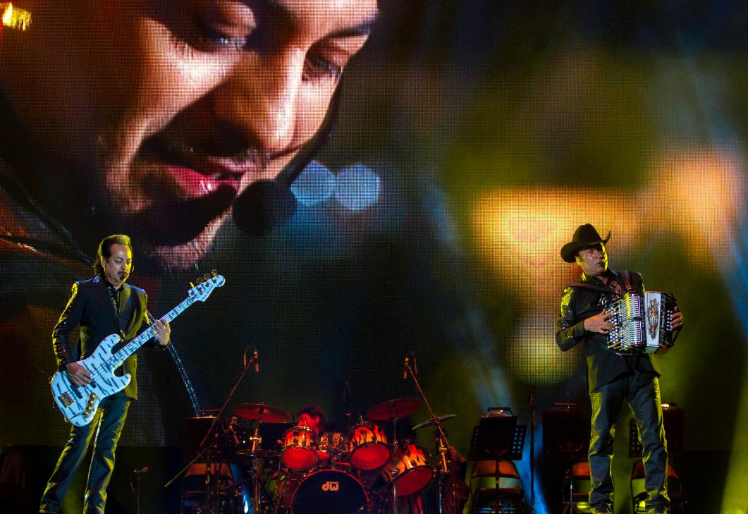La agrupación emocionó con lo mejor de su repertorio musical.